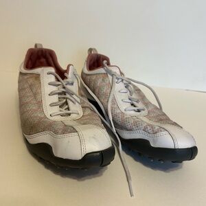 Women’s White and Pink Golf‎ Shoes